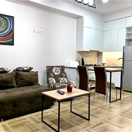 Apartamento Tomaso Tiflis Exterior foto