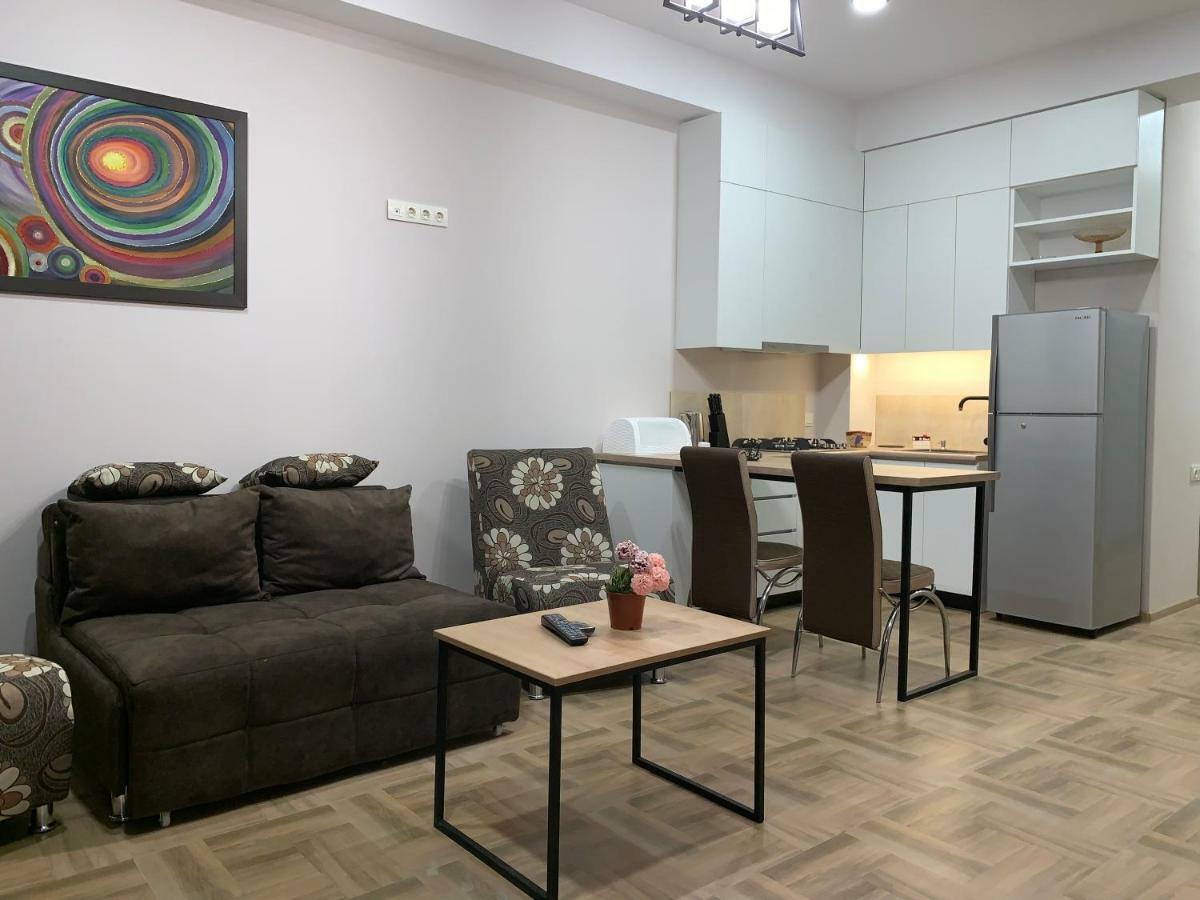 Apartamento Tomaso Tiflis Exterior foto
