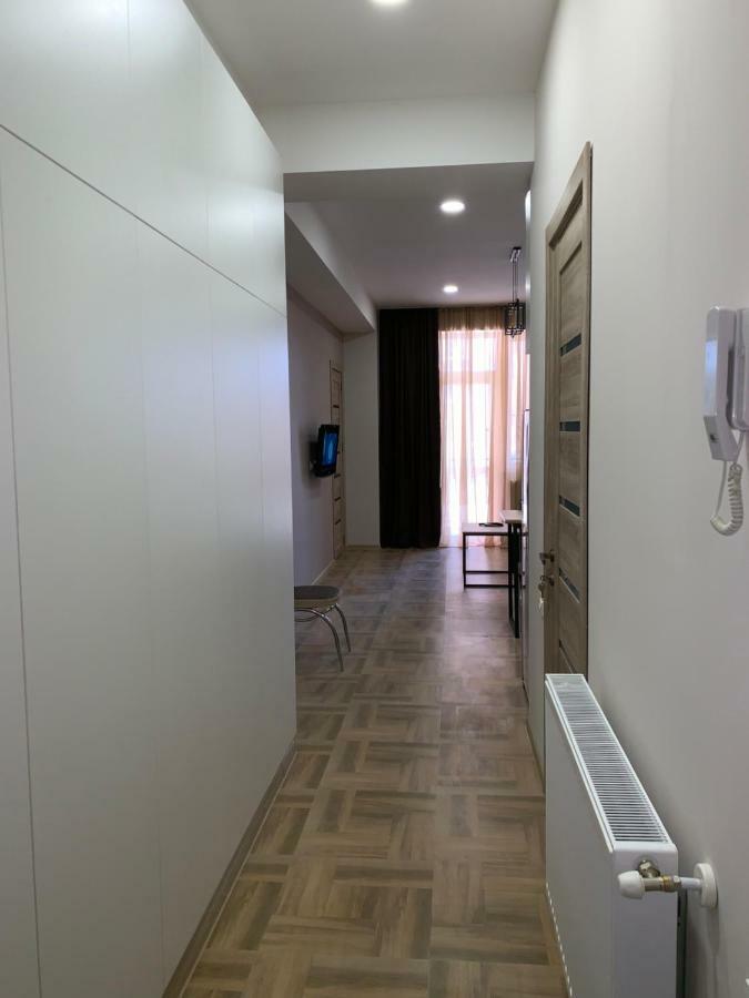 Apartamento Tomaso Tiflis Exterior foto
