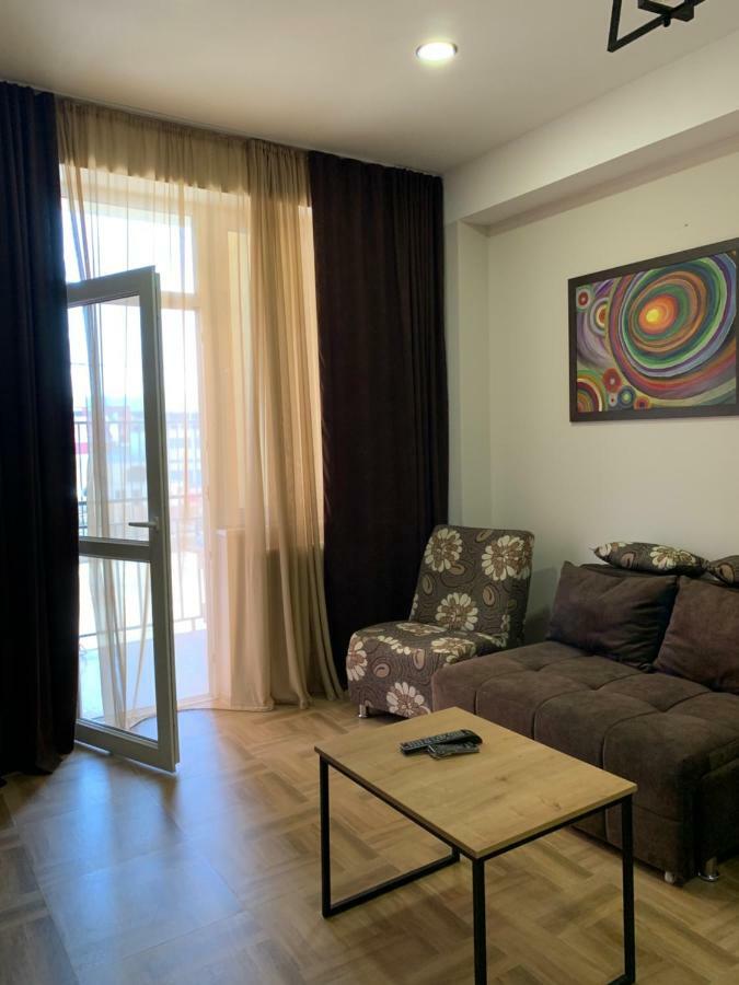 Apartamento Tomaso Tiflis Exterior foto