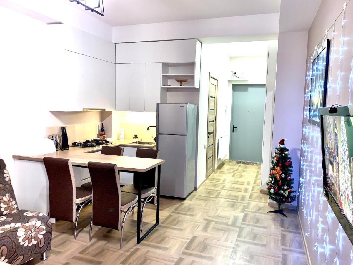 Apartamento Tomaso Tiflis Exterior foto